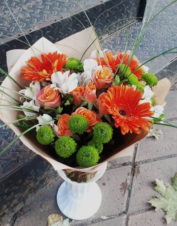 Букет цветов из: Герберы, Хризантемы, Альстромерии и Розы в Насадкино