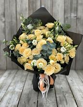 Букет цветов из:  Розы и Лизиантусы в Насадкино