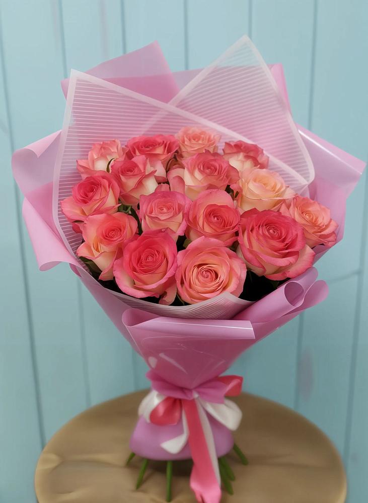 Букет 15 Розовых роз Равель в Насадкино