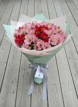 Букет цветов из:  Альстромерии в Насадкино