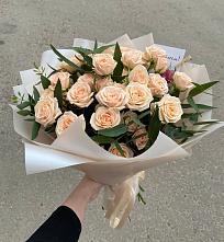 Букет Кремовые розы Латте в Насадкино