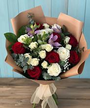 Букет цветов из:  Розы и Альстромерии в Насадкино