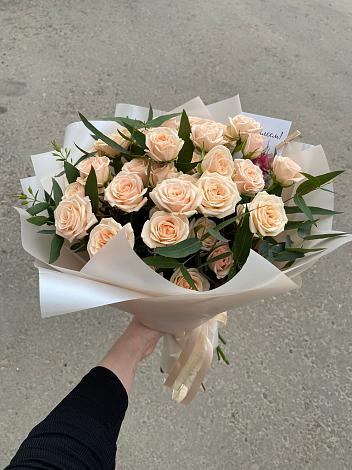 Букет Кремовые розы Латте в Насадкино