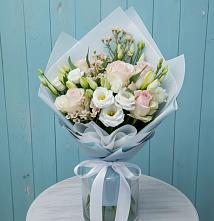 Букет цветов из:  Розы и Лизиантусы в Насадкино