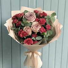 Букет цветов из:  Гвоздики и Розы в Насадкино